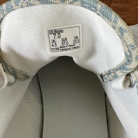 Vans- Camden Stripe (Henna) light blue, size 7 - Picture 4 of 7